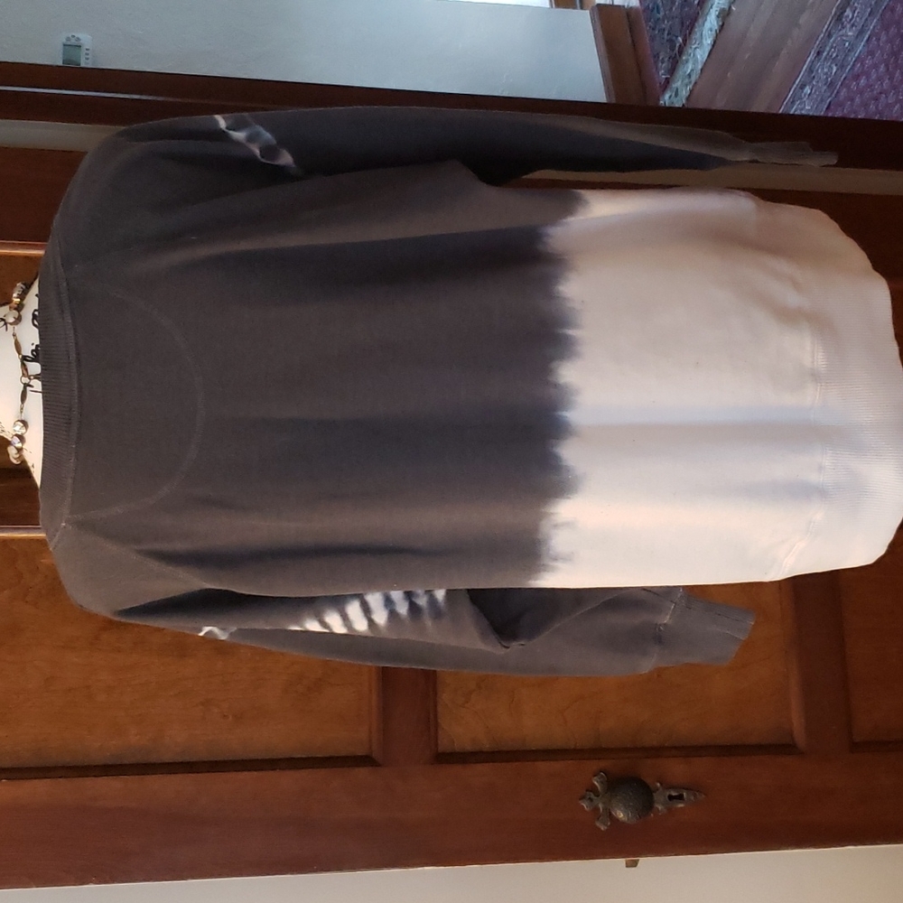 SO LoungeLife Sweatshirt - Picture 4 of 6